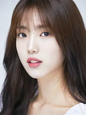 Yoon Seo Ah