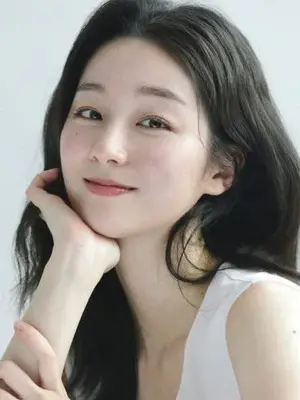 Hong Eun Jeong
