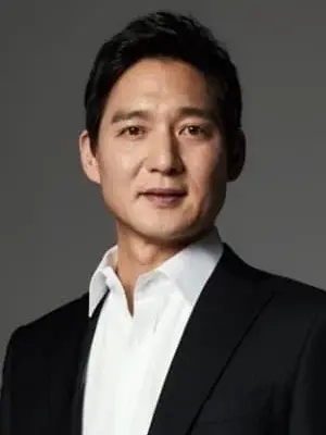 Yoo Tae Woong