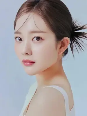 Jung Ji So