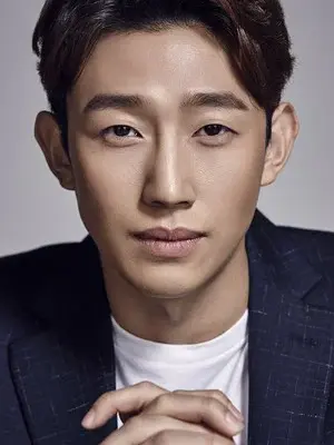 Kang Ki Young