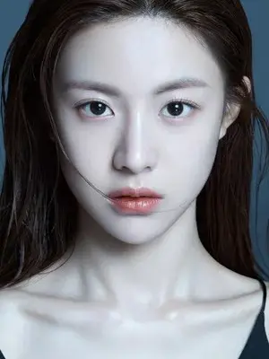 Go Youn Jung