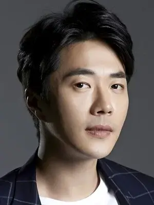 Kwon Sang Woo