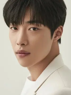 Woo Do Hwan