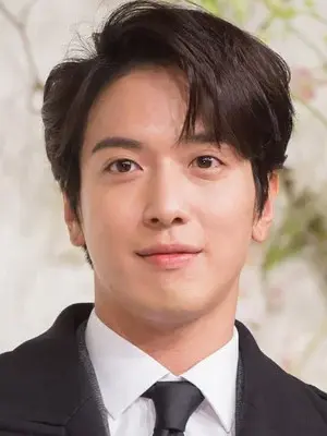 Jung Yong Hwa