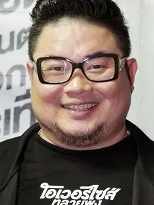 Eddie Somyot Matures