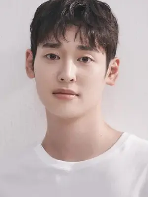 Lee Kwang Hee