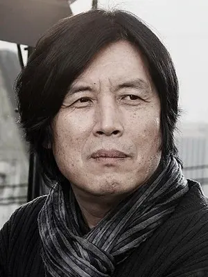 Lee Chang Dong