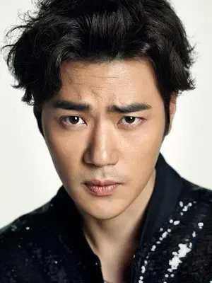 Kim Kang Woo