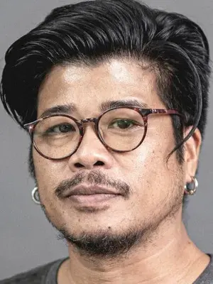 Khom Kongkiat Khomsiri