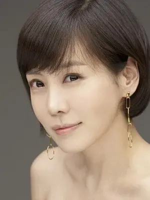 Kim Jung Eun