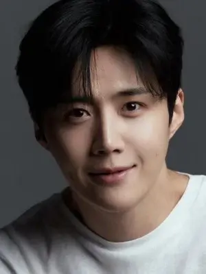 Kim Seon Ho