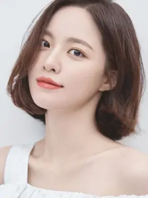 Bae Yoon Kyung