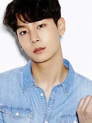 Lee Chul Woo