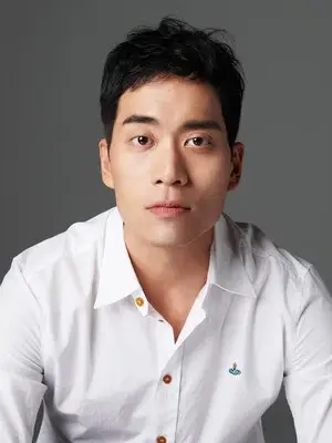 Ahn Chang Hwan