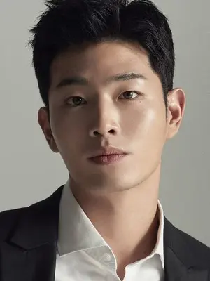 Lee Dong Joo